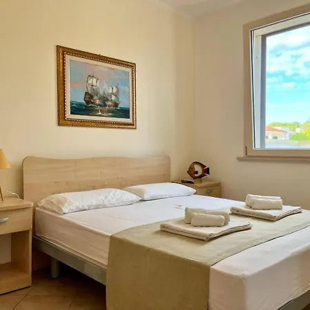 Yellow Beachfront House 60 M By Salento Prime Holiday home Marina Di Pescoluse